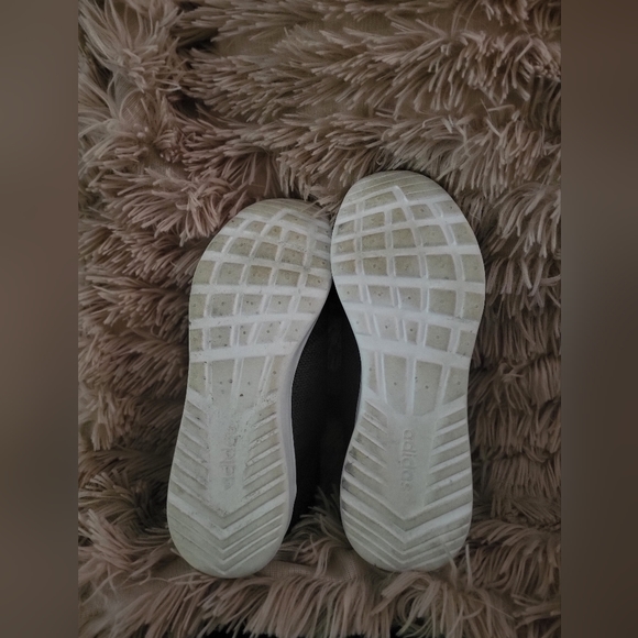 Adidas Cloudfoam tennis shoes - Picture 3 of 5